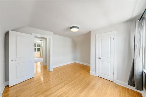 55 East 13Th Street, Hamilton, ON - Indoor Photo Showing Other Room