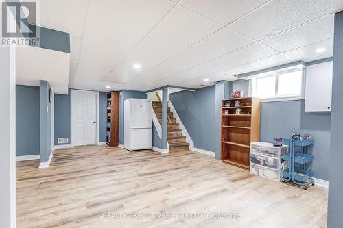 5304 Hodgson Avenue, Niagara Falls, ON - Indoor Photo Showing Basement