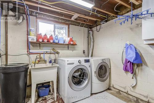 5304 Hodgson Avenue, Niagara Falls, ON - Indoor Photo Showing Laundry Room