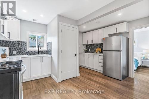 365 Victory Avenue, Welland, ON - Indoor Photo Showing Kitchen