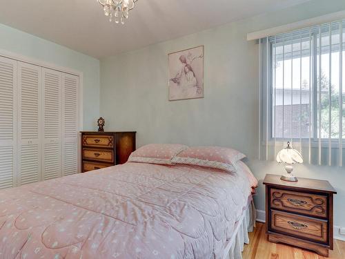 Chambre Ã  coucher principale - 8685 Av. Robert, Laval (Saint-François), QC - Indoor Photo Showing Bedroom