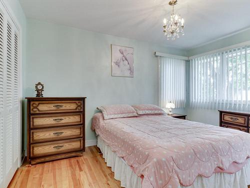 Chambre Ã Â coucher - 8685 Av. Robert, Laval (Saint-François), QC - Indoor Photo Showing Bedroom