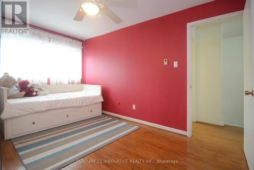 14 - 9 Candy Courtway, Toronto (Newtonbrook West), ON - Indoor Photo Showing Bedroom