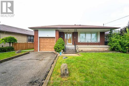 46 Ironwood Road, Toronto (Humbermede), ON - Outdoor