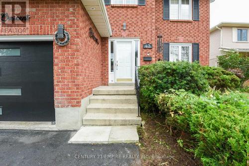 43 Karsh Crescent, Hamilton (Waterdown), ON - Outdoor