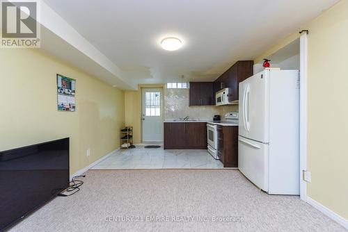 43 Karsh Crescent, Hamilton (Waterdown), ON - Indoor Photo Showing Kitchen