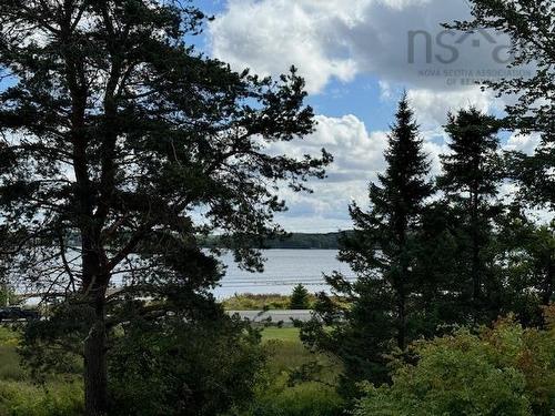 284 Seaview Drive, North Sydney, NS 