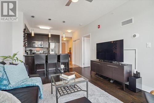 204 - 10 Concord Place, Grimsby (Grimsby Beach), ON - Indoor Photo Showing Living Room