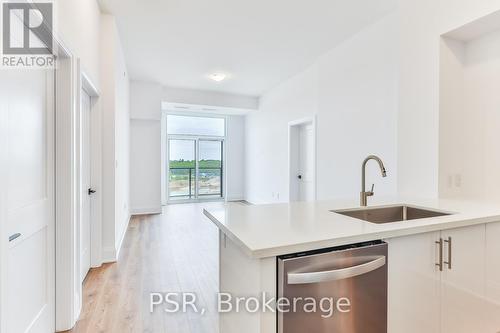 624 - 10 Mallard Trail, Hamilton, ON - Indoor Photo Showing Kitchen