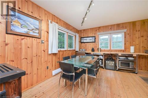 3 Valley View Close, Mulmur, ON - Indoor Photo Showing Dining Room