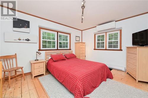 3 Valley View Close, Mulmur, ON - Indoor Photo Showing Bedroom