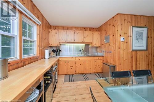 3 Valley View Close, Mulmur, ON - Indoor Photo Showing Kitchen