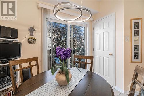 1967 Trim Road Unit#4, Ottawa, ON - Indoor Photo Showing Dining Room