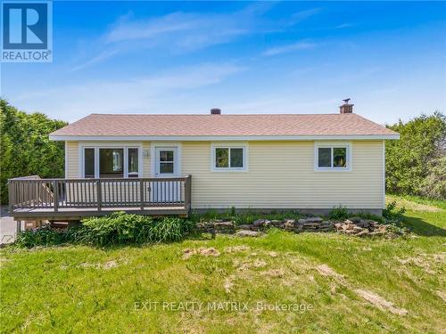 590 County Rd 10 Road, East Hawkesbury, ON - Outdoor With Deck Patio Veranda