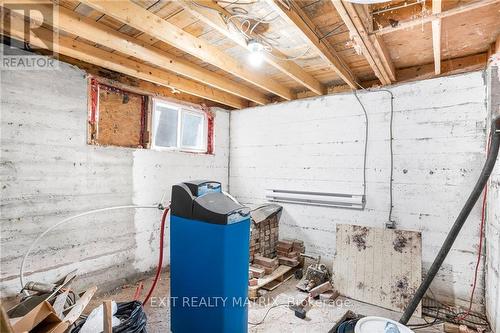 590 County Rd 10 Road, East Hawkesbury, ON - Indoor Photo Showing Basement