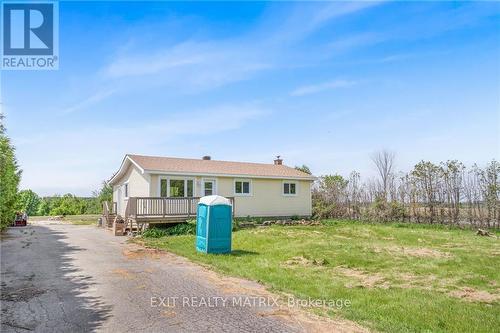 590 County Rd 10 Road, East Hawkesbury, ON - Outdoor