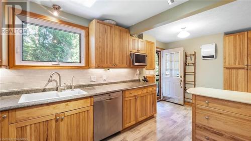 1 Park Street, South Bruce Peninsula, ON - Indoor Photo Showing Kitchen With Double Sink