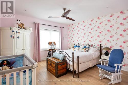 212 Pine Cove Road, Burlington (Roseland), ON - Indoor Photo Showing Bedroom