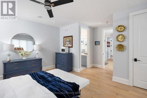 212 Pine Cove Road, Burlington (Roseland), ON - Indoor Photo Showing Bedroom