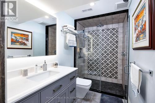 212 Pine Cove Road, Burlington (Roseland), ON - Indoor Photo Showing Bathroom