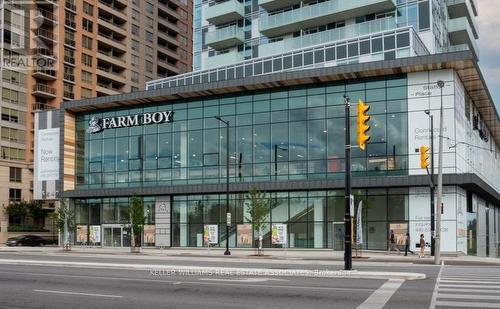 2224 - 5233 Dundas Street W, Toronto, ON - Outdoor With Balcony