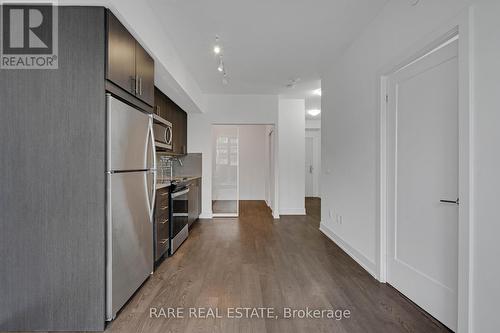 Ph15 - 2550 Simcoe Street, Oshawa, ON - Indoor Photo Showing Kitchen