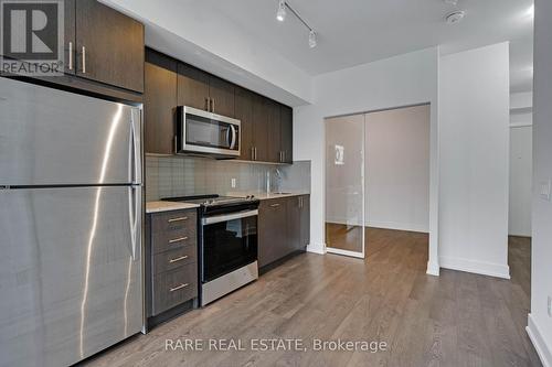 Ph15 - 2550 Simcoe Street, Oshawa, ON - Indoor Photo Showing Kitchen