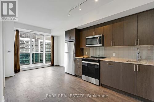 Ph15 - 2550 Simcoe Street, Oshawa, ON - Indoor Photo Showing Kitchen