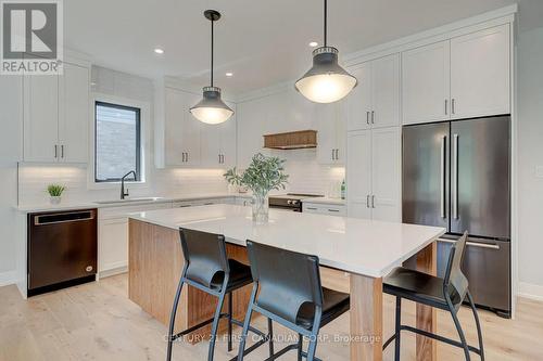 Lot 18 Linkway Boulevard, London, ON - Indoor Photo Showing Kitchen With Upgraded Kitchen