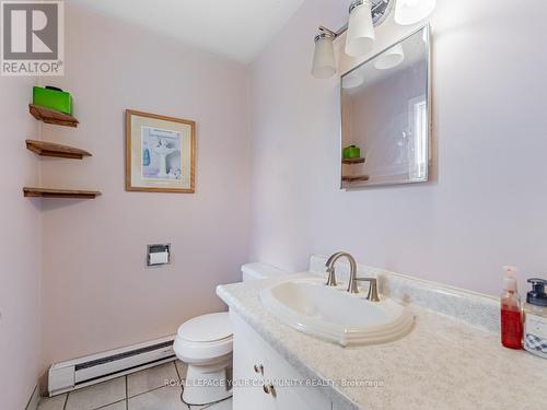 20 Glendower Circuit, Toronto (L'Amoreaux), ON - Indoor Photo Showing Bathroom