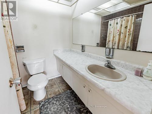 20 Glendower Circuit, Toronto (L'Amoreaux), ON - Indoor Photo Showing Bathroom