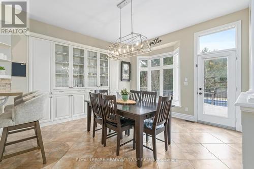 39 Leader Court, Erin, ON - Indoor Photo Showing Dining Room