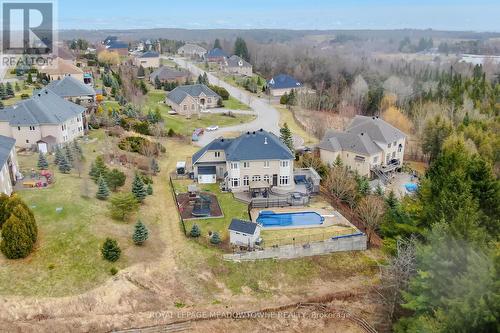 39 Leader Court, Erin, ON - Outdoor With In Ground Pool With View