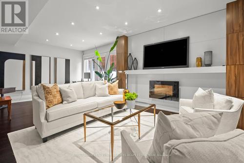 41 Glenvale Boulevard, Toronto (Leaside), ON - Indoor Photo Showing Living Room With Fireplace