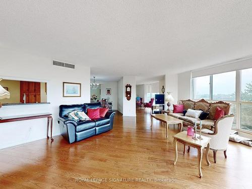 501-85 Skymark Dr, Toronto, ON - Indoor Photo Showing Living Room