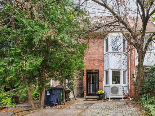 13 Unity Rd, Toronto, ON - Outdoor