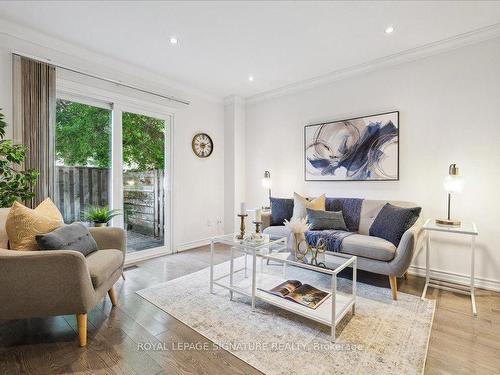 13 Unity Rd, Toronto, ON - Indoor Photo Showing Living Room