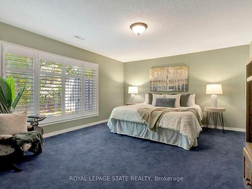 23-2120 Headon Rd, Burlington, ON - Indoor Photo Showing Bedroom