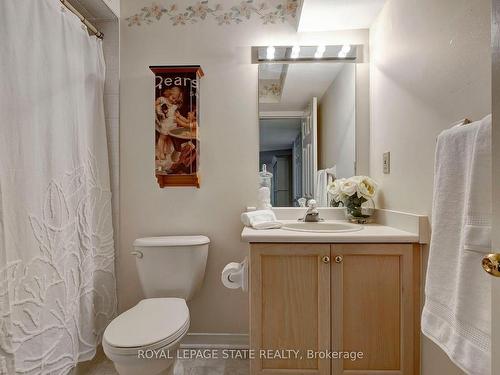 23-2120 Headon Rd, Burlington, ON - Indoor Photo Showing Bathroom