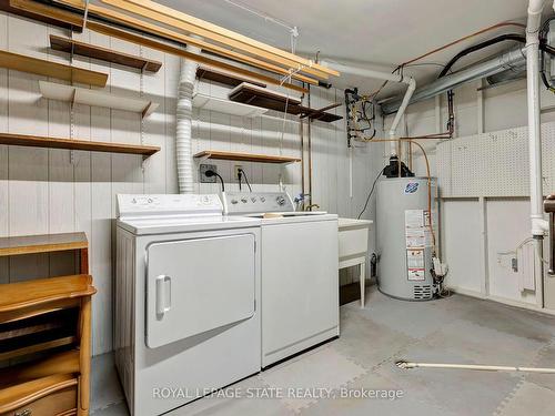 23-2120 Headon Rd, Burlington, ON - Indoor Photo Showing Laundry Room