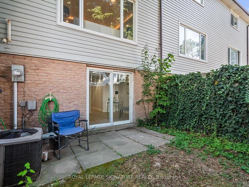 142-2440 Bromsgrove Rd, Mississauga, ON - Outdoor With Exterior