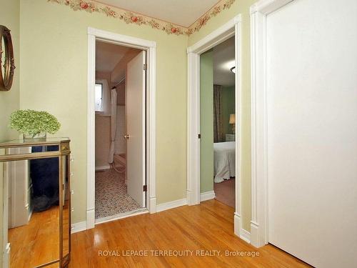 125 Elmcrest Rd, Toronto, ON - Indoor Photo Showing Other Room