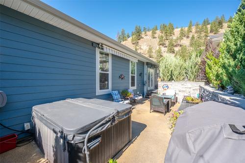 150-1675 Penticton Avenue, Penticton, BC - Outdoor With Exterior