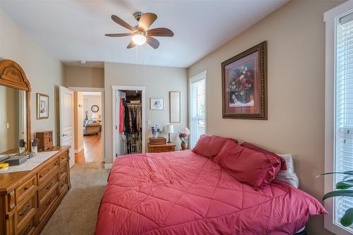 150-1675 Penticton Avenue, Penticton, BC - Indoor Photo Showing Bedroom