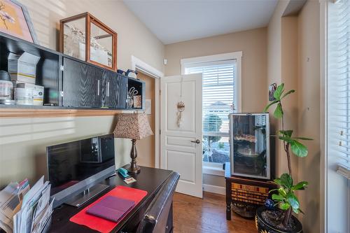 150-1675 Penticton Avenue, Penticton, BC - Indoor