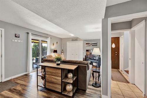 1715 Sonora Drive, Kelowna, BC - Indoor