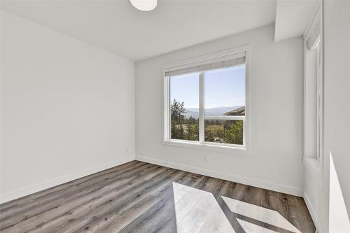 338-610 Academy Way, Kelowna, BC - Indoor Photo Showing Other Room