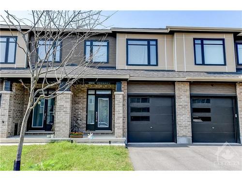 617 Taliesin Crescent, Ottawa, ON 