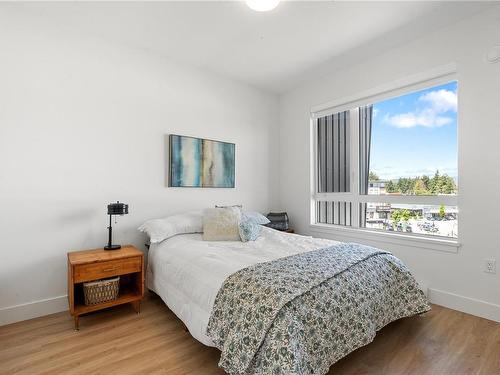 538-920 Reunion Ave, Langford, BC - Indoor Photo Showing Bedroom