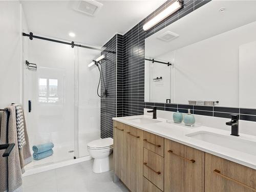 538-920 Reunion Ave, Langford, BC - Indoor Photo Showing Bathroom